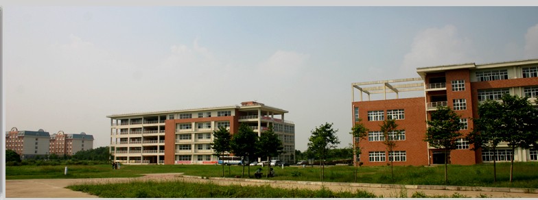 �ϲ��t(y��)ˎ�W(xu��)У�ĈDƬ