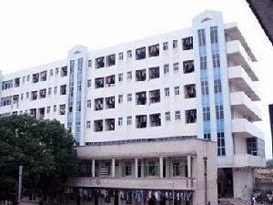 ���d��ˎ�W(xu��)У��Ԣ����