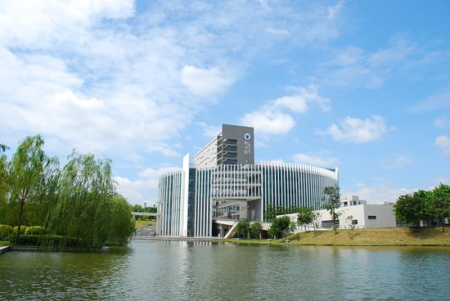 �V�|ˎ�W(xu��)Ժ�L(f��ng)���D