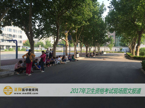 北京市海淀區(qū)衛(wèi)生學(xué)院考生考前復(fù)習(xí)進行中