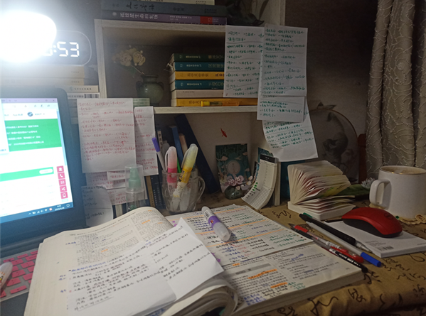 直擊醫(yī)師備考學(xué)習(xí)筆記現(xiàn)場(chǎng) 直擊醫(yī)師備考學(xué)習(xí)筆記現(xiàn)場(chǎng)