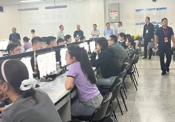 新疆醫(yī)師考試圓滿結(jié)束 新疆醫(yī)師考試圓滿結(jié)束